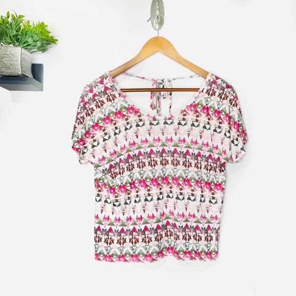 Bethany Mota Aeropostale Short Sleeve Tee Medium geometric tie back keyhole - Picture 1 of 5
